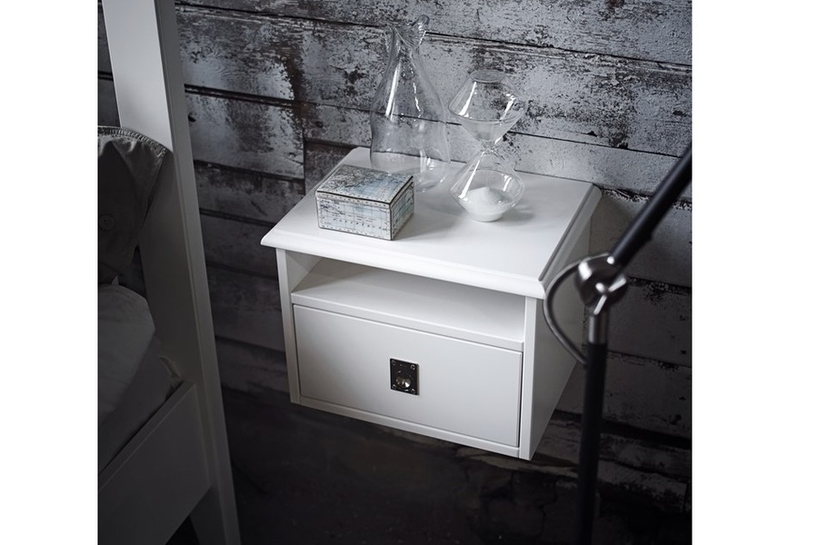 Náttborð og Kommóður