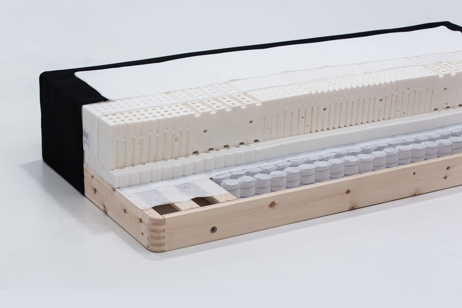 9af87fbb7f65a587fc3f25461b369f17jpg&size=900x600